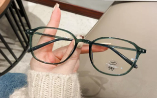  ,防控眼镜哪种框架好？